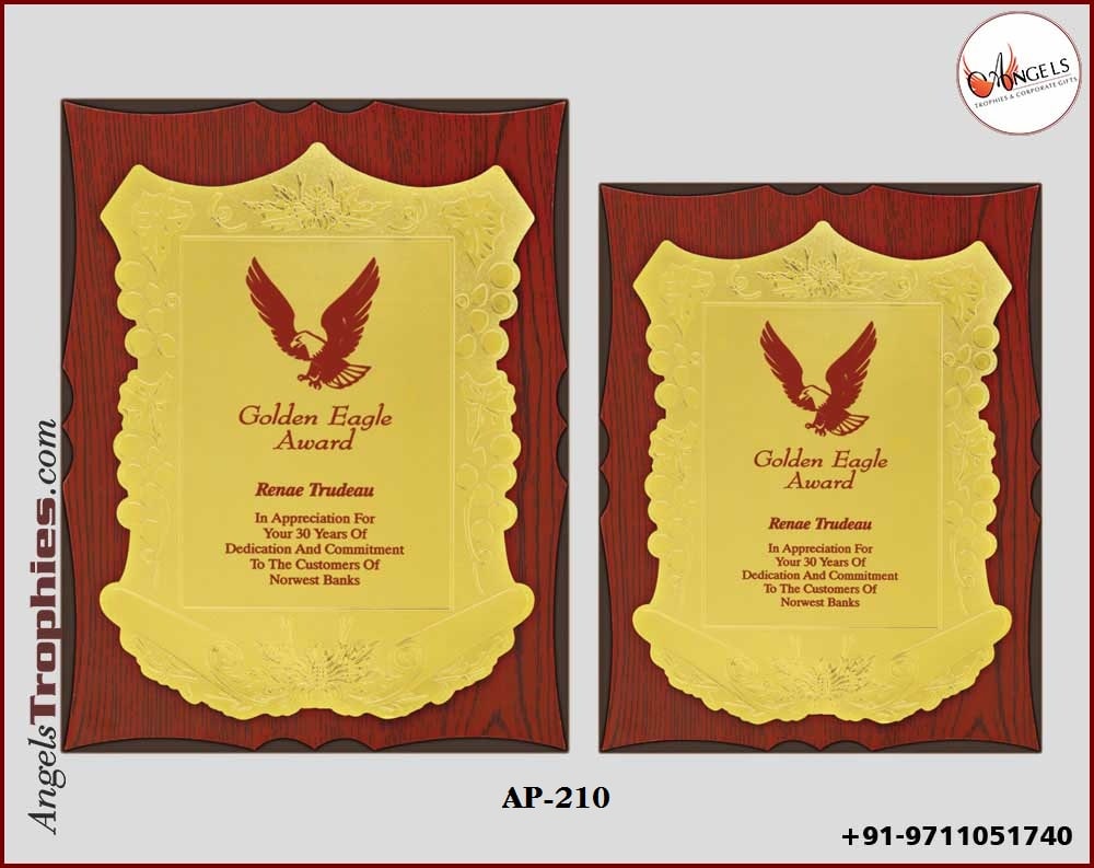 Wooden plaque with golden plate foil with printing