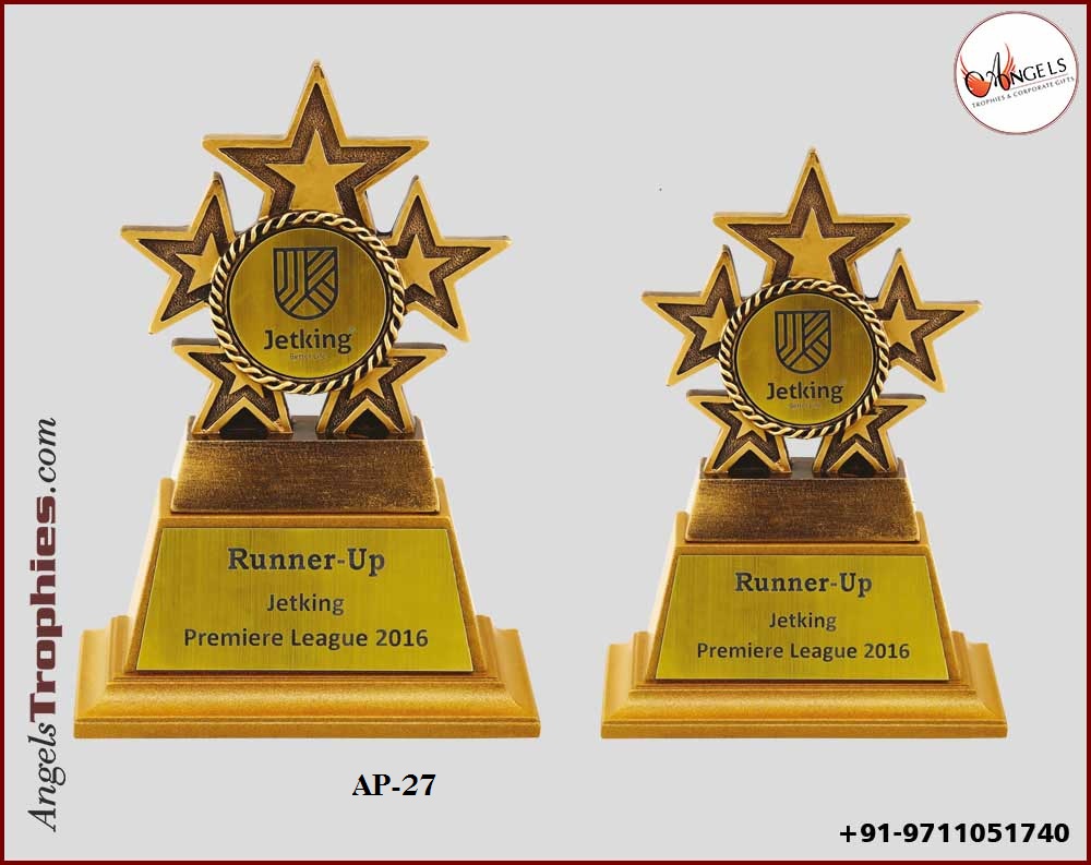 star trophy with wooden base