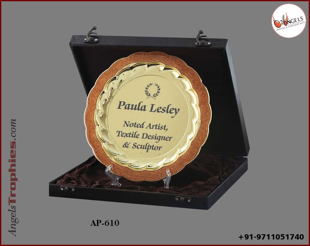 velvet box wooden with metal golden shield