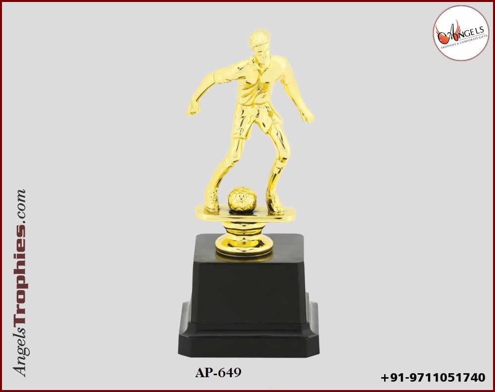 basket ball with base with golden man