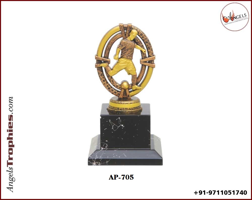 fibre Raisin trophy with football man with base
