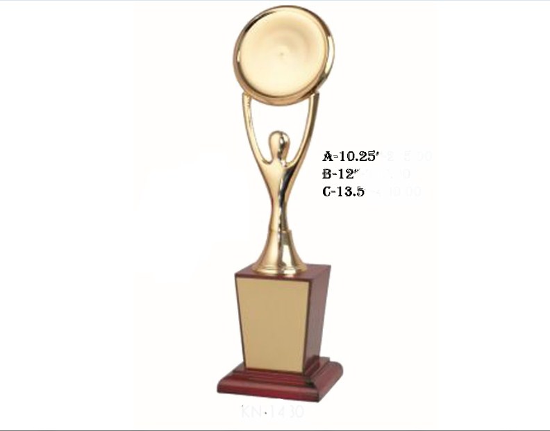 Metal Man handle with round gola with wooden base
