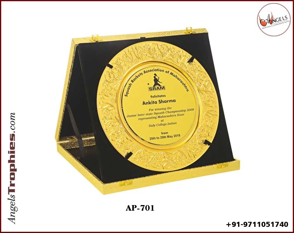 Metal gold plate with golden stand with velvet frame with wooden golden box