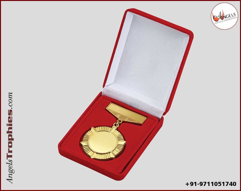 medal customised army with medal